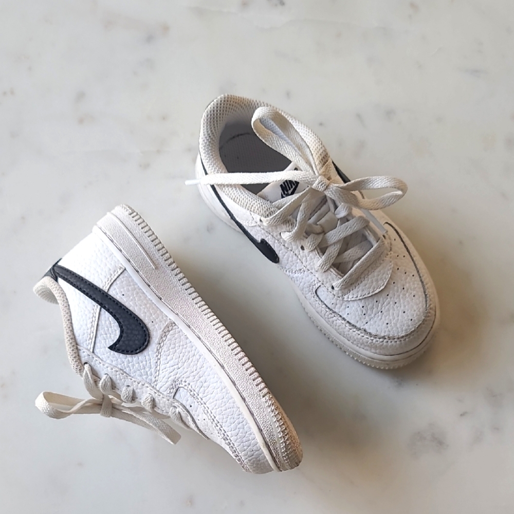 White and Black Sneakers 9c